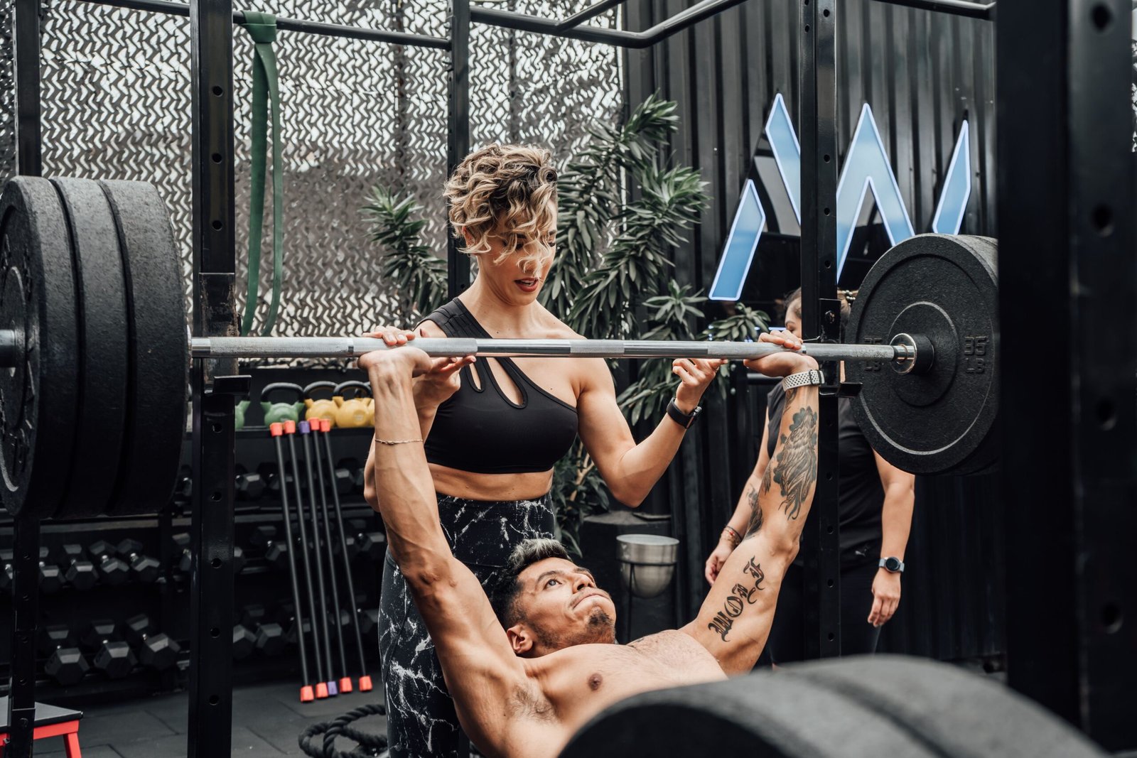 Build Daily Strength: Simple Habits That Transform Your Fitness Journey